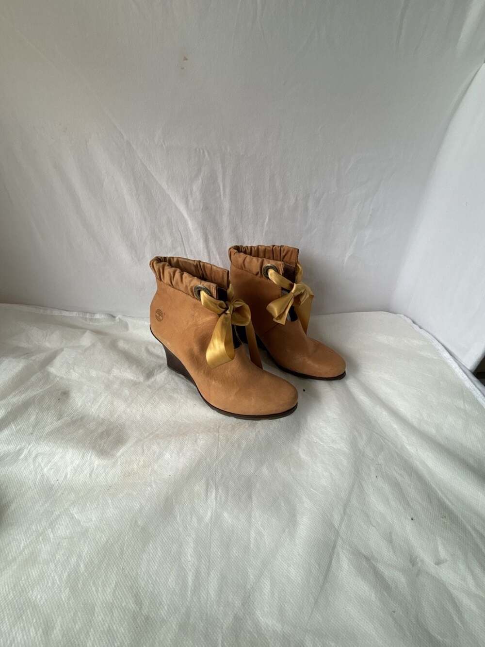 Timberland Tan Suede Ribbon Lace-Up Wedge Ankle Boots